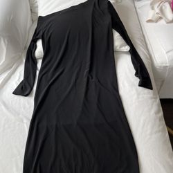 Xs Elegant (Norma Kamali??) one-shoulder slinky black dress