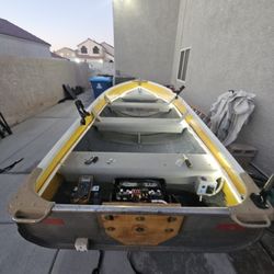 14 Ft Aluminum Boat 