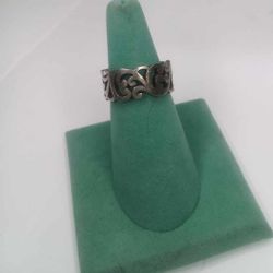 .925 Sterling Silver Ring Size 9