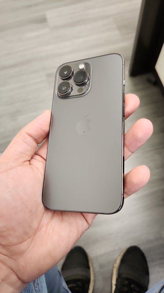 IPHONE 13 Pro 128TMOBILE And Metro Pcs