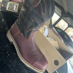 10.5 Irish Setter Red Wing Boots Brand New 