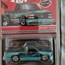 Hotwheels RLC 1990 Chevy 454 SS. 