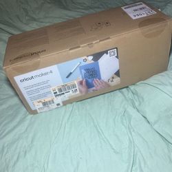 Circut Maker 4 Brand New In Box