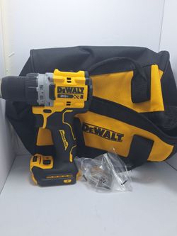 DEWALT 20V XR Brushless Drill with Bag