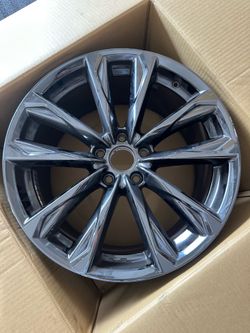 Lexus 2023 OEM 19x9.5 rear wheel