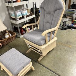 Rocker with Ottoman 