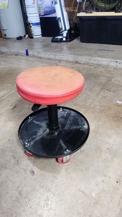 Garage/mechanic stool