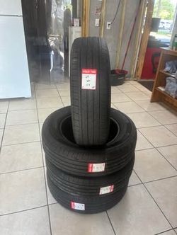 215/65R17 Michelin