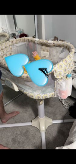 Halo Luxe Swivel Bassinet