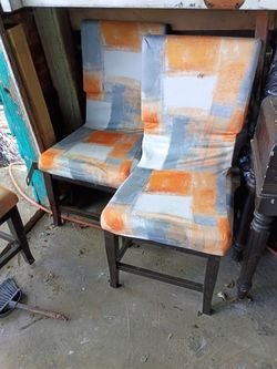 Dinning room table and chairs