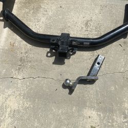 Receiver And 2” Hitch For 2004 GMC Or Chevy