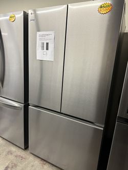 LG Counter Depth Refrigerator with Dual Ice Makers🔥