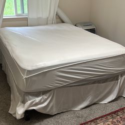 Queen Bed, Box Spring, & Bed Frame