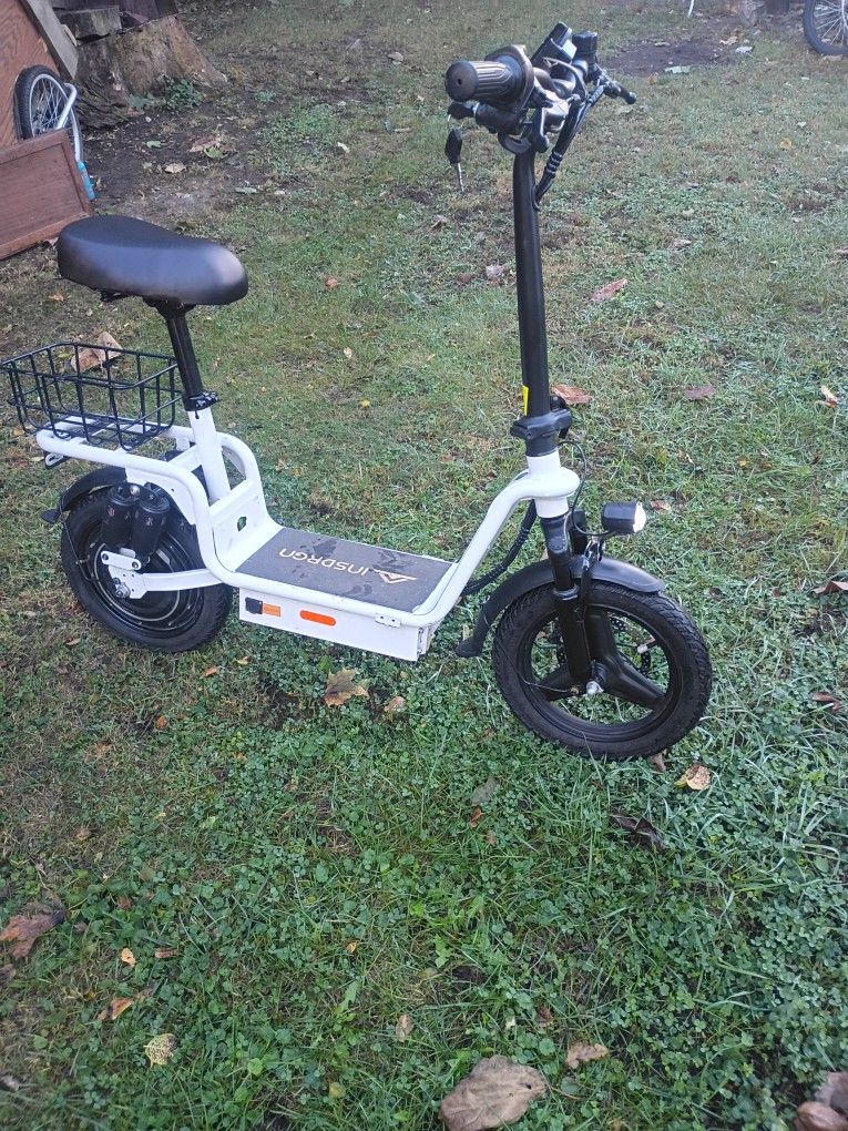 C14 Electric Scooter for Adults with Seat – High-Performance, Foldable E-Scooter with 900W Peak Power, 20MPH, 28-Mile Range, and Dual Disc Brakes,High