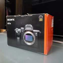 Sony A7iii w/Official Sony Battery Grip  + & extra battery & Videomicro Mic