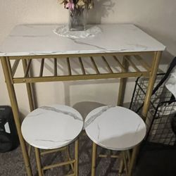 Dining Table Set