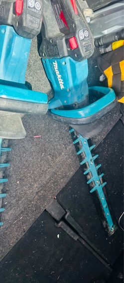 Makita Hedge Trimmer 40v