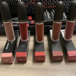 MAC Powder Kiss Liquid Lipcolour 