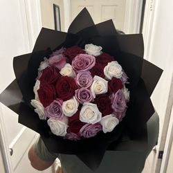 Rose/ flower bouquets
