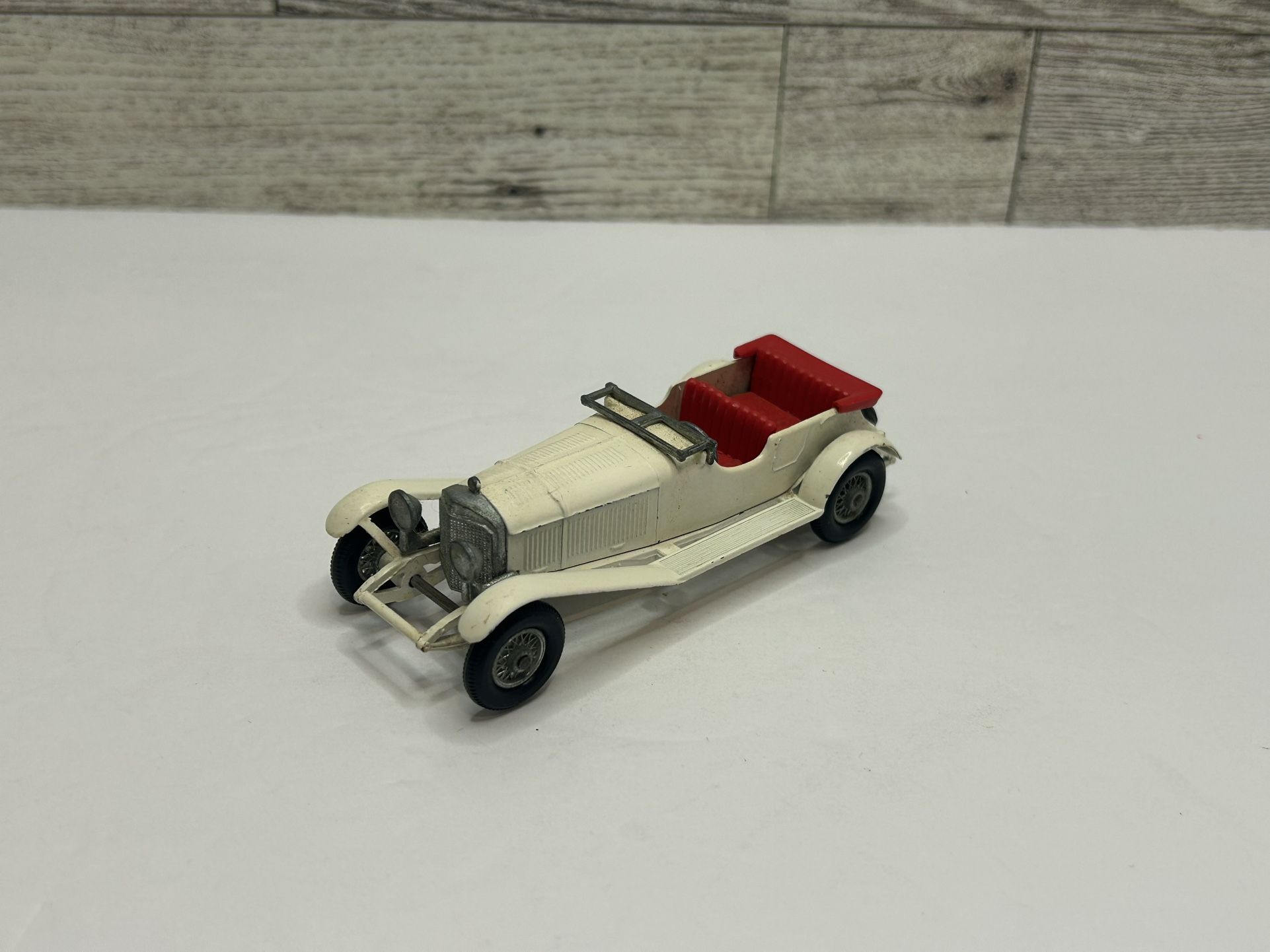 Vintage Matchbox series White ‘1928 Mercedes Benz / Models of Yesteryear • By Lesney • Made in England