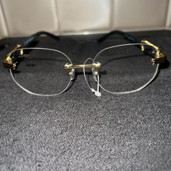 Cartier frames $60  Gucci frames $50 hmu 🔥✅✅✅