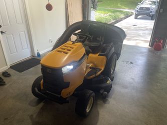 Cub Cadet XT1 GT50” Lawn Tractor with Triple Bagger