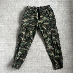 Forever 21 Men’s Camo Green Casual Streetwear Cargo Jogger Pants LARGE