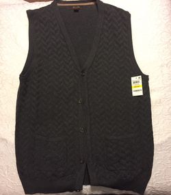 Medium men's sweater vest color gray new never worn 100% cotton