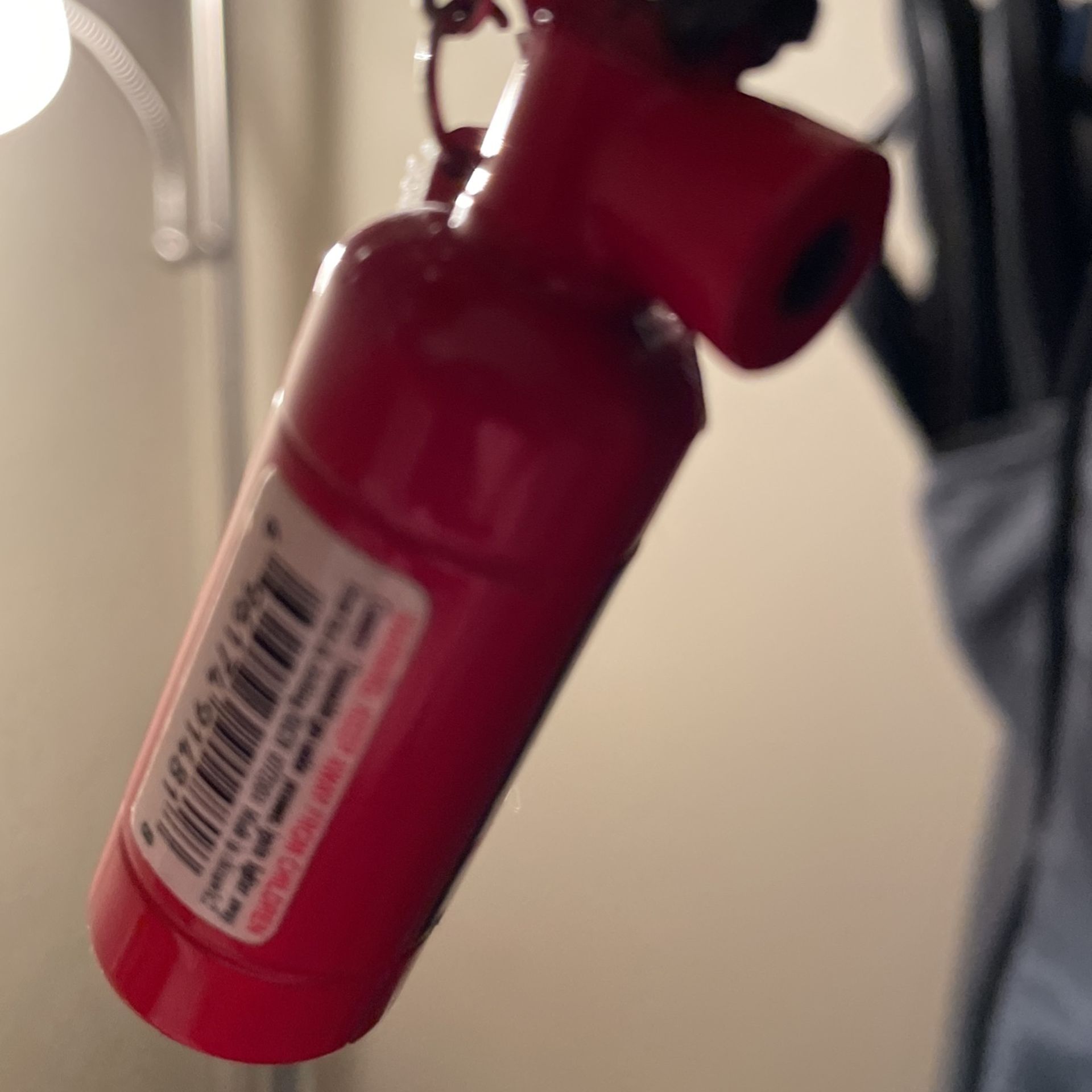 Brand new miniature Key Chain fire extinguisher lighter never been used Key Chain.
