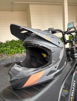 KALI Full Face Zoka Helmet, Size Large (58-59cm)