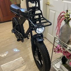 Ebike, High End, New Open Box, 0 Miles Driven, Digital Speedometer, Fat Tires, Soft Ride Like Tesla