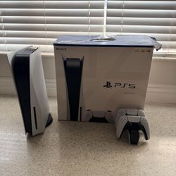 PlayStation 5 Comes With Controller And MLB The show 25 