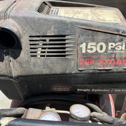 CRAFTSMAN 33-Gallon 150 PSI  Compressor 2 HP