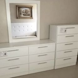 Dresser Whit Mirror And Chest - Cómoda Con Espejo Y Gavetero 