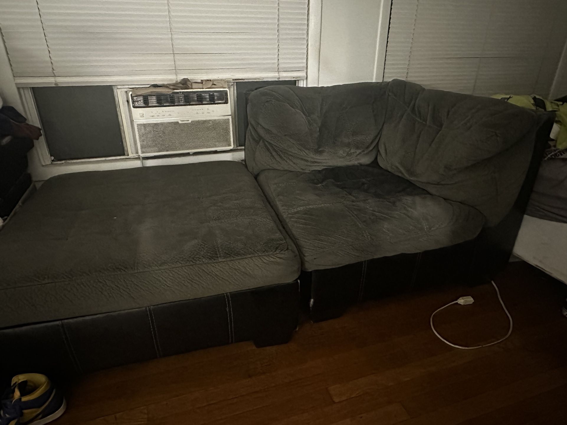 Sectional Couch 
