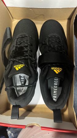 Adidas powerlift shoe