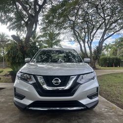 2017 Nissan