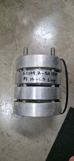 (4) Wheel Spacers 5×139.7- 5x150