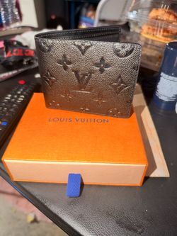 louis vuitton  wallet