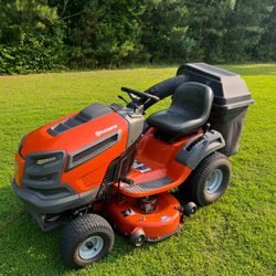 Husqvarna 42” Lawn Mower W/Double Bagger