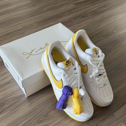 Nike Air Force 1 Low QS “Kobe Bryant lakers home” Men’s 10.5 or Women’s 12