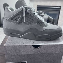 Jordan 4 