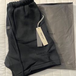 Essentials Shorts