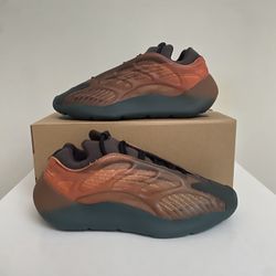 Adidas Yeezy 700 V3 “Copper Fade” Size 11 Men’s Brand New GY4109
