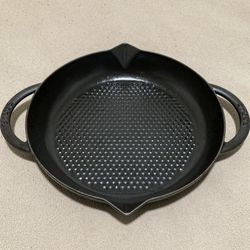 staub cast iron pan made in France