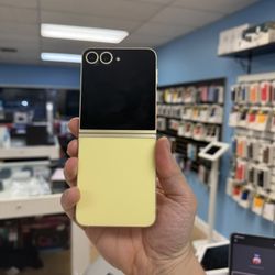 Samsung Galaxy Z Flip 6 512GB Factory Unlocked Yellow