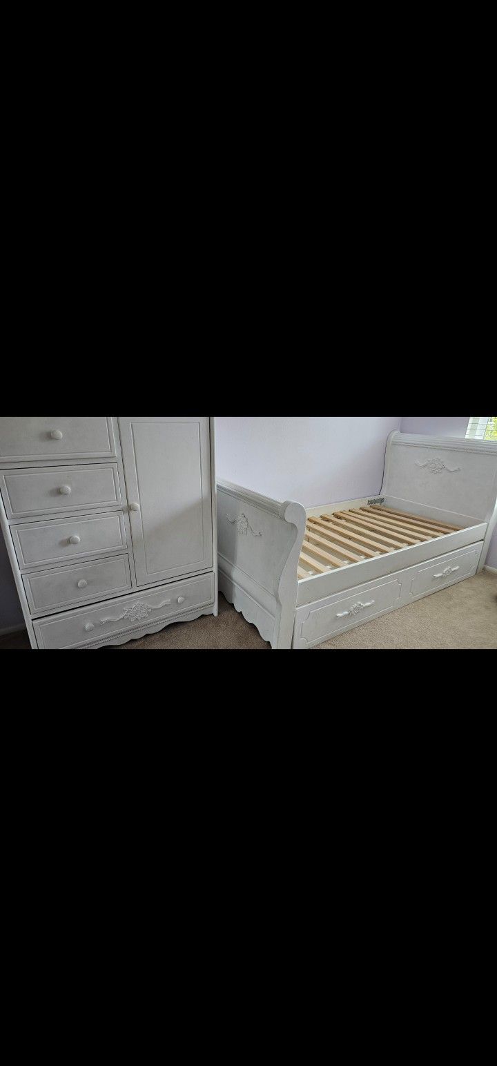 TWIN GIRLS WOOD BED DRESSER TRUNDLE WHITE FLORAL :