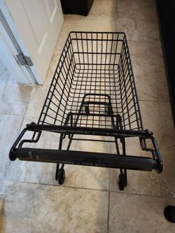 Kids shopping cart 🛒