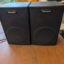 Numark NPM5 Powered Monitor Speakers 