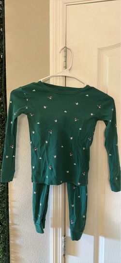 Kids Green Ski polar bear Print Pajama Set